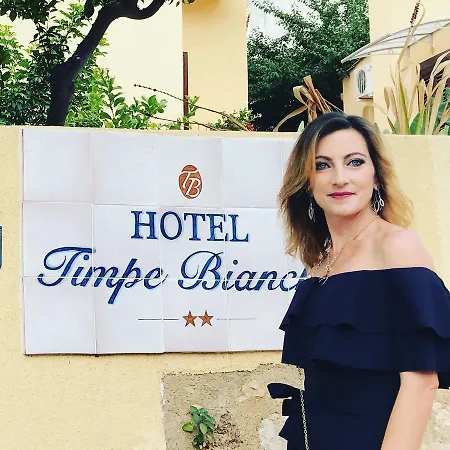 فندق مبيت وإفطار Timpe Bianche 4*