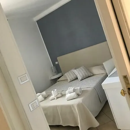 Oda ve Kahvaltı Timpe Bianche Castelluzzo